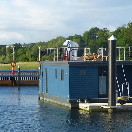 Harmonie - Stern Hausboot