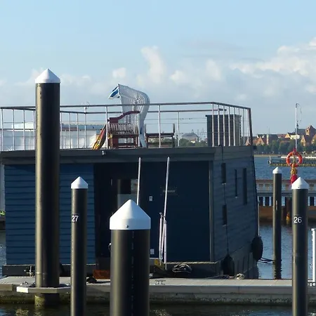 Harmonie - Stern Hausboot *